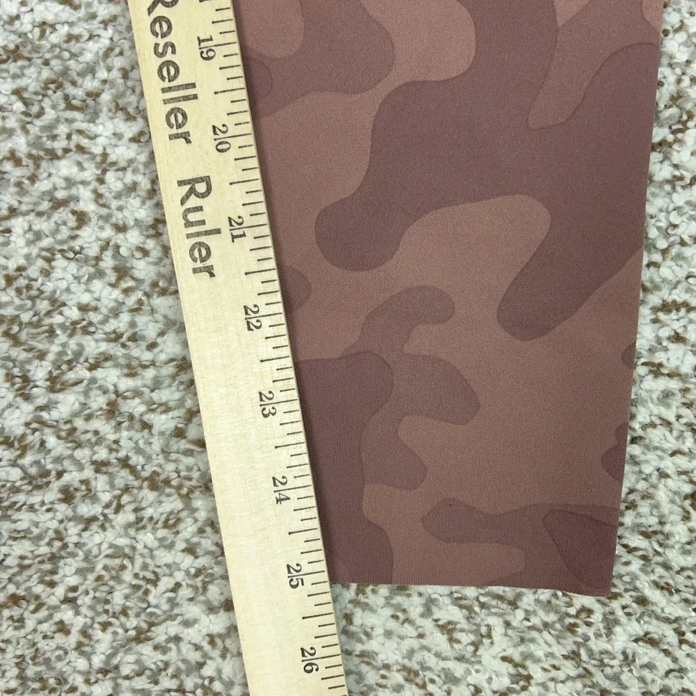 Nike Pants Womens M Red Camo Ankle Leggings Dri FIT Universa Yoga Gym Workout